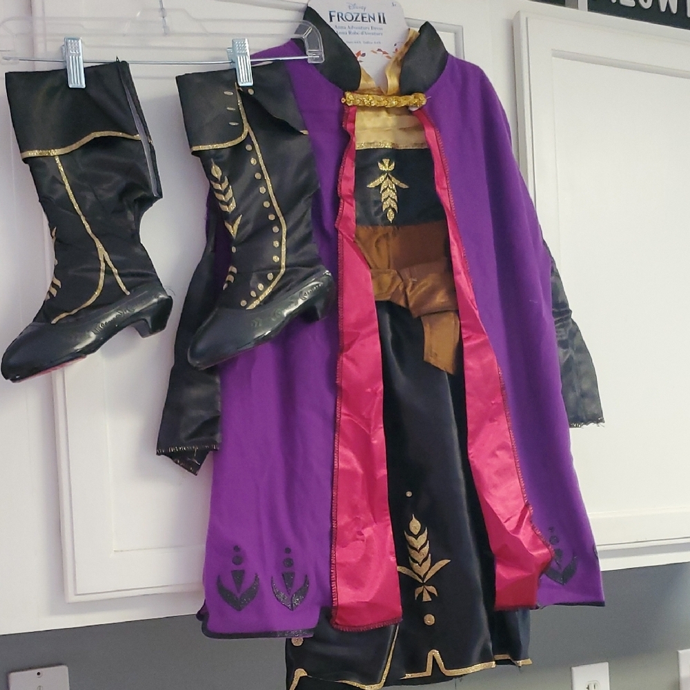 Frozen Anna Purple and Black Costume with Gold Accents Size 4/6x